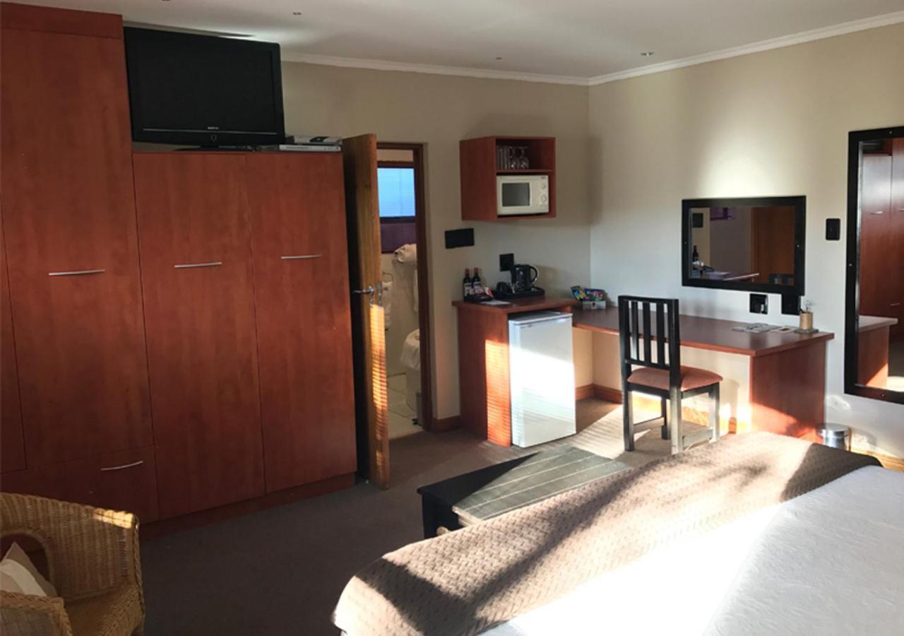 A La Martha'S Air-Port Guest House Port Elizabeth Dış mekan fotoğraf